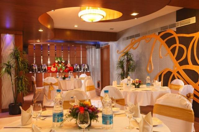 The Nines Business Hotel Bengaluru Zewnętrze zdjęcie